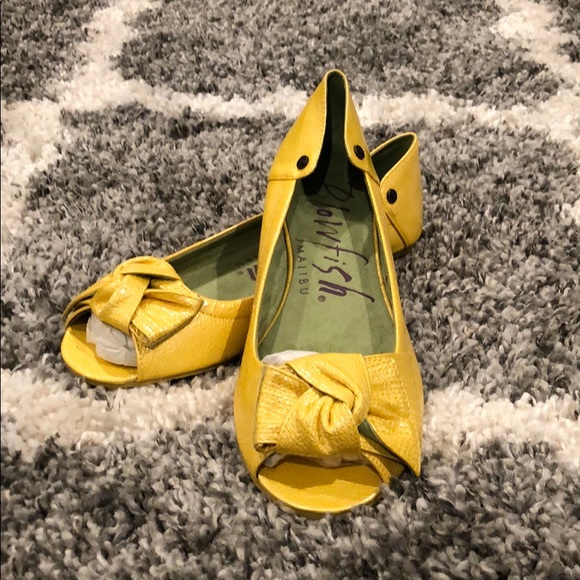 yellow blowfish shoes
